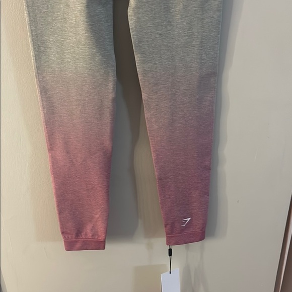 Gymshark Gray and Pink Gradient Leggings - Picture 8 of 8